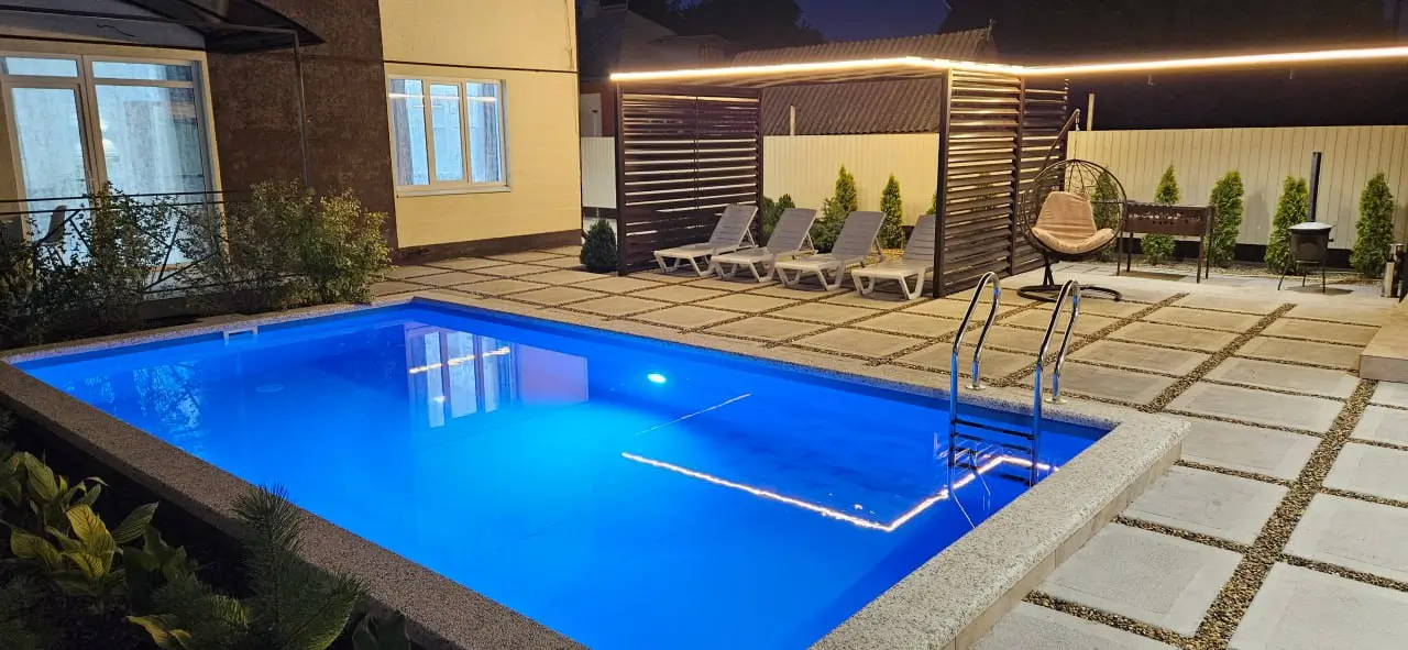 Дом АкваЛофт с подогреваемым бассейном - аренда посуточно на 12 человек