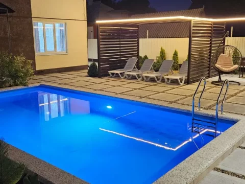 Подогреваемый бассейн АкваЛофт 3.5 на 7 метров с температурой 30-34 градуса в станице Марьянская